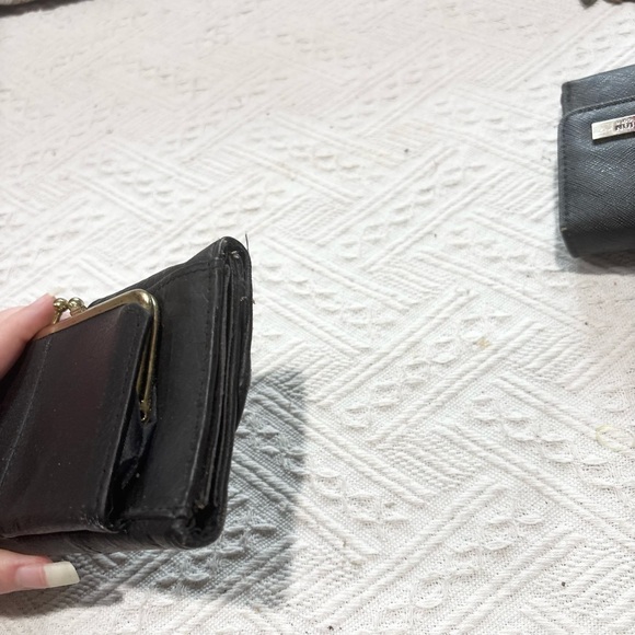 5/$15 MUST BUNDLE Elegant Black Leather Clutch - Picture 4 of 7